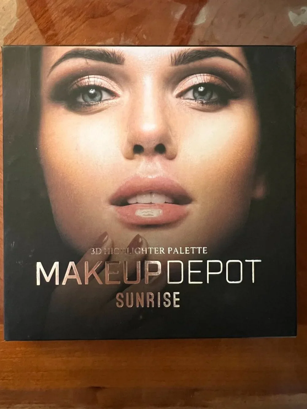 Make Up Depot 3D Highlighter Palette 